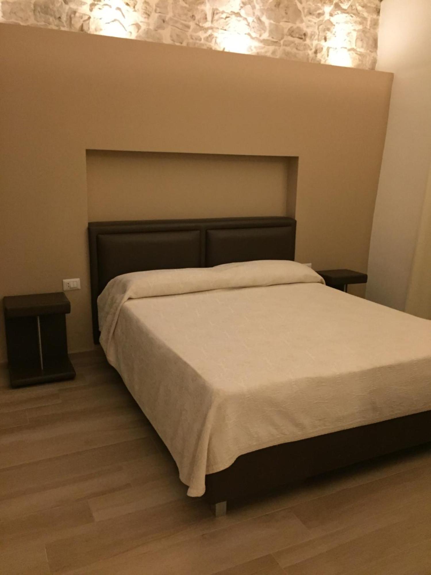 B&B La Dimora Corato Bagian luar foto