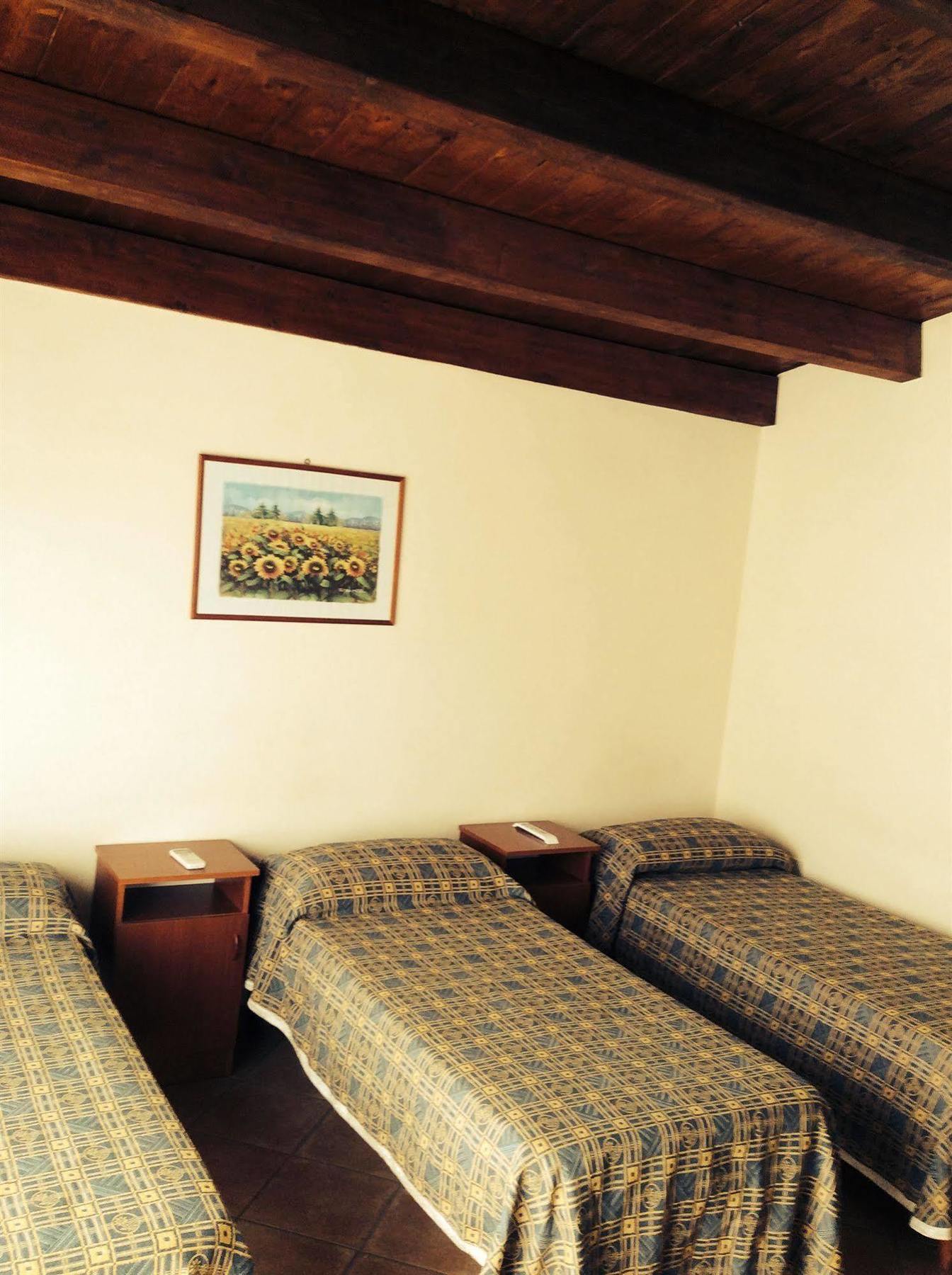 B&B La Dimora Corato Bagian luar foto